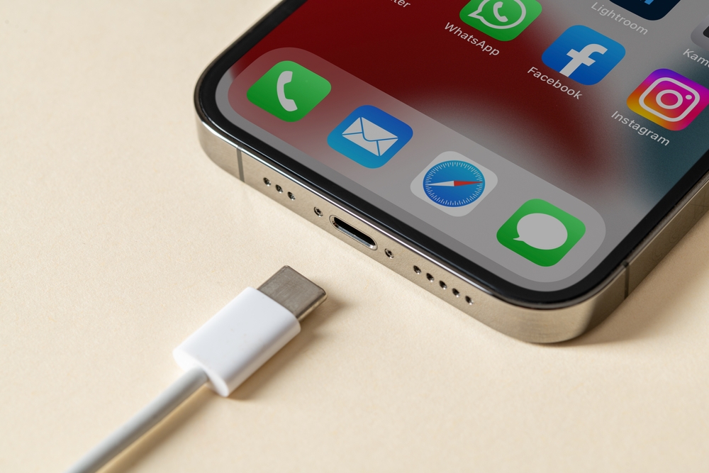 Antalya,,Turkey,-,June,10,,2022.,Apple,Iphone,13,Pro