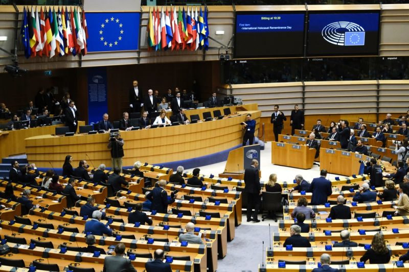 Le Parlement européen revoit ses règles de transparence après le Qatargate