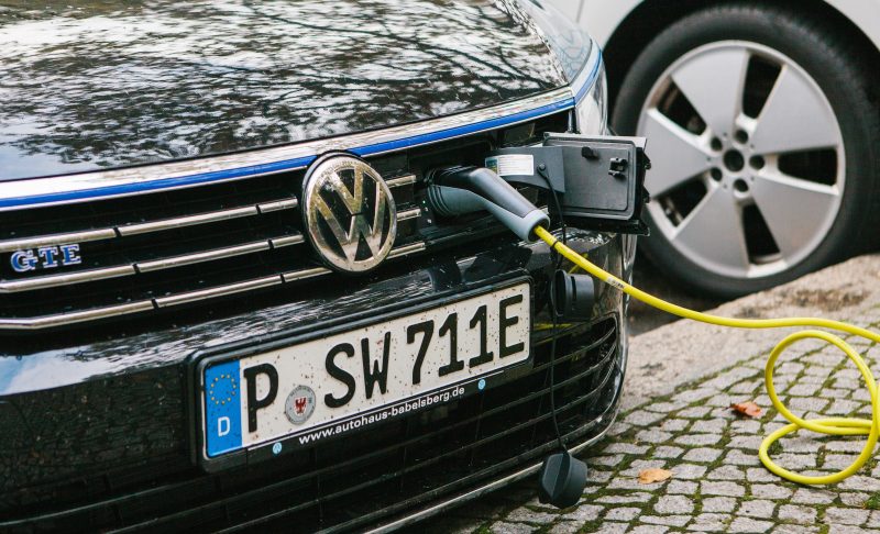 Face à l'angoisse de l'autonomie des véhicules électriques, l'Allemagne augmente le nombre de chargeurs