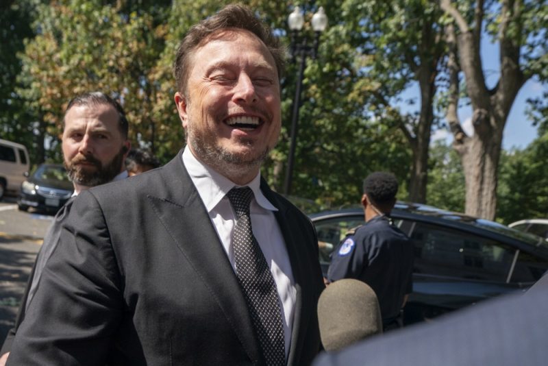 Un an de Twitter, désormais X, sous Elon Musk