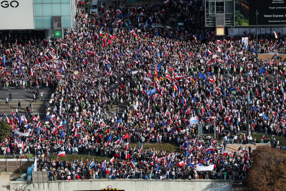 &lsquo;Million Hearts march&rsquo; in Warsaw