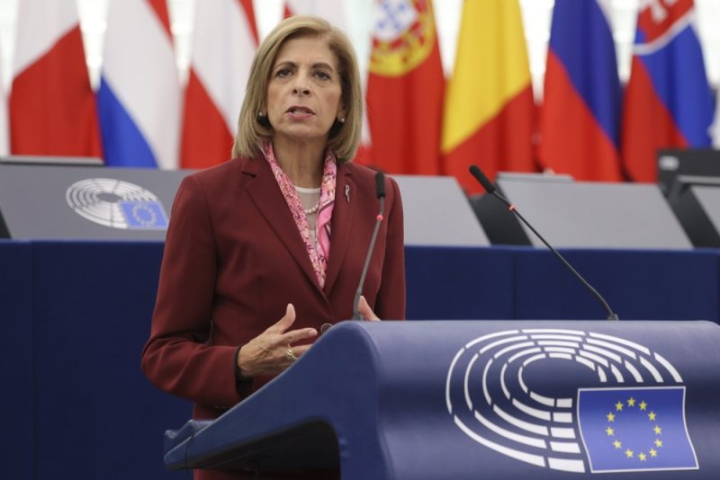 Glyphosate : la Commission européenne ne reviendra pas sur sa position, affirme Stélla Kyriakídes