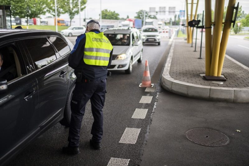 Immigration : Berlin commence des contrôles à sa frontière suisse