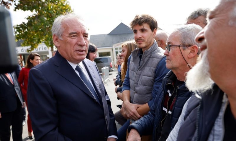 Au tribunal, François Bayrou dénonce "l'intoxication" dans l'affaire des assistants parlementaires européens
