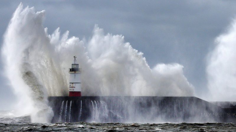 Les modèles de croissance économique sous-estiment les risques climatiques, selon l'ONG Finance Watch