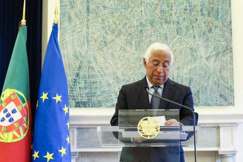 Sondages : les socialistes portugais en chute libre à l'approche d'élections anticipées