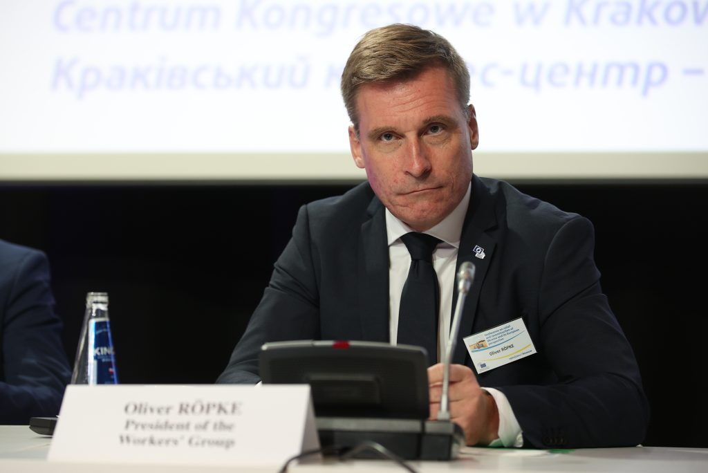 Le Comité économique et social européen en faveur d’une participation permanente des jeunes dans le processus législatif