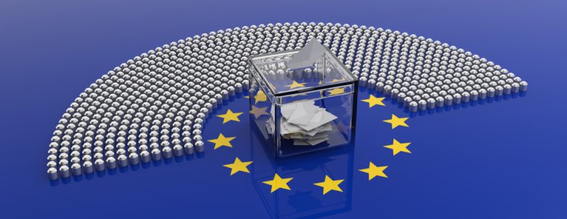 Européennes 2024 : la droite limite la casse, la gauche radicale et les nationalistes progressent, selon nos projections