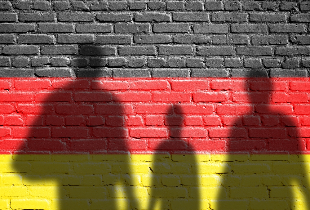 The,Refugees,Migrate,To,Germany,.,Silhouette,Of,Illegal,Immigrants