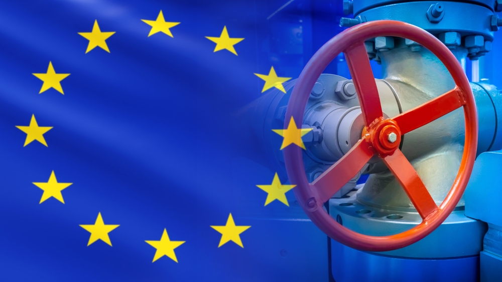 Energy,Of,European,Union.,Trumpet,With,Eu,Flag.,Oil,Import