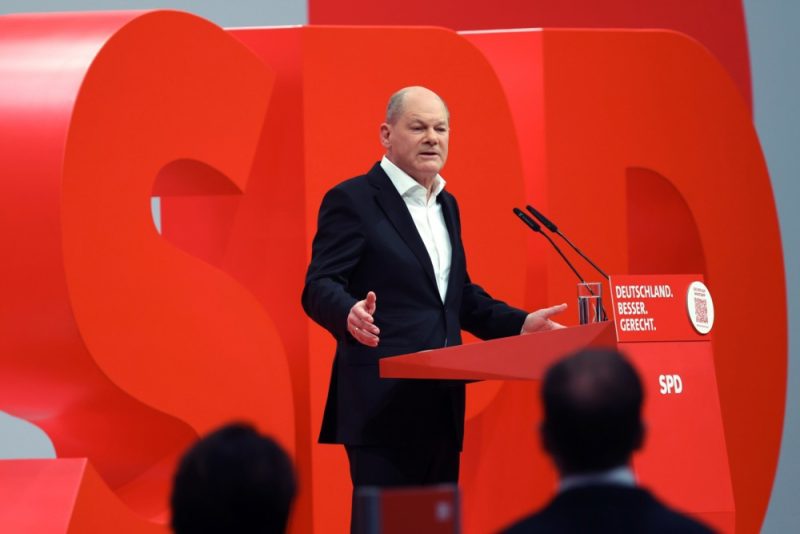 Olaf Scholz exclut toute réduction des aides sociales malgré la crise budgétaire