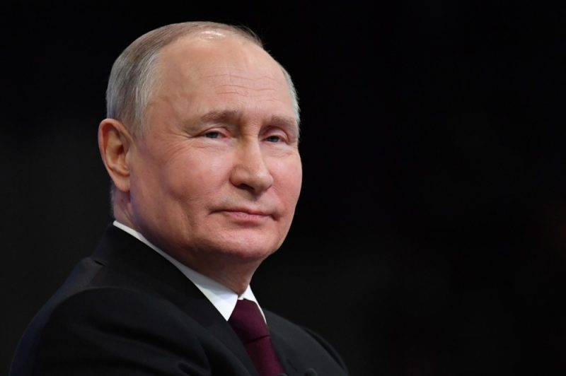 Vladimir Poutine attend Donald Trump pour négocier l'avenir de l’Ukraine sans l’UE, selon le président tchèque