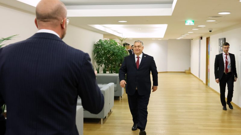 Après une concession sur les négociations d’adhésion, Viktor Orbán bloque l’aide à l’Ukraine