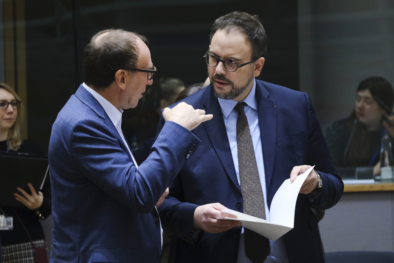 Des retards dans la mise en œuvre de règlements de l’UE entraînent des risques de pénurie de dispositifs médicaux