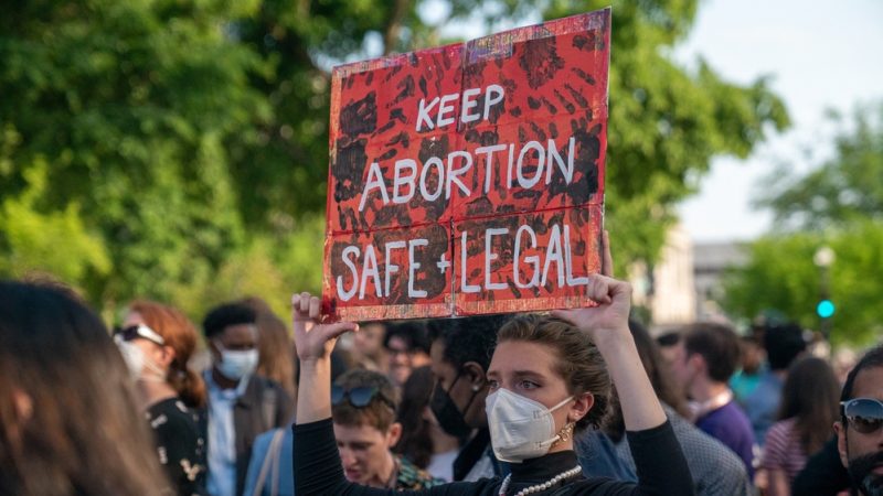 Droit à l'avortement : où en est-on en Europe ?
