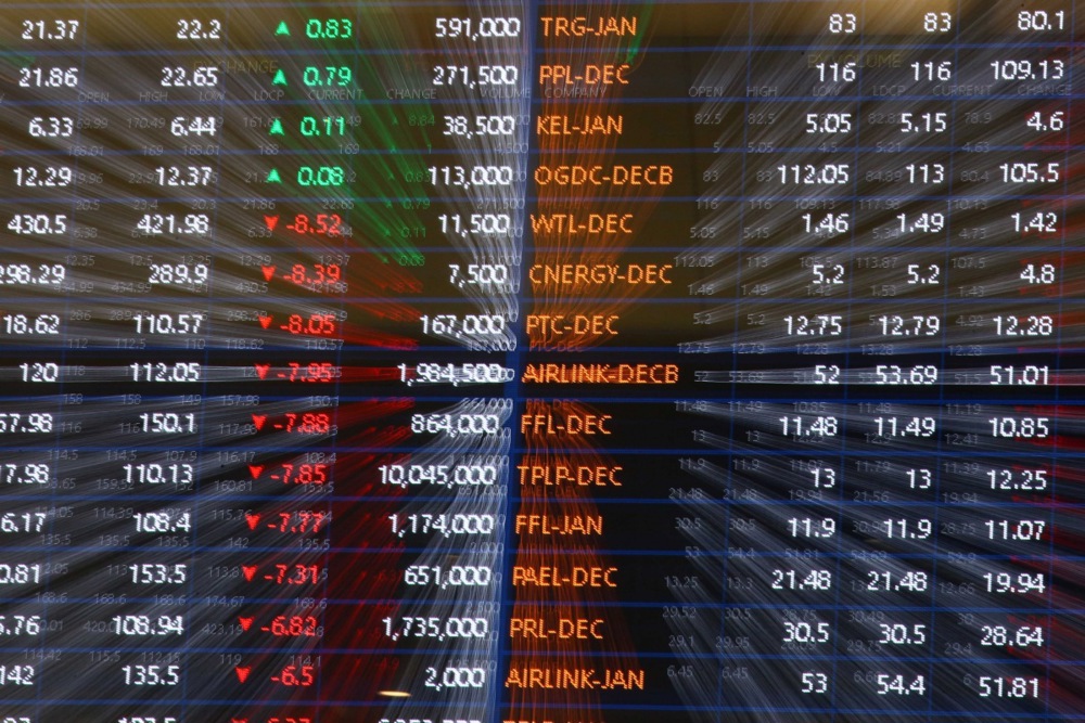 Pakistan stock market sees record decline in Karachi