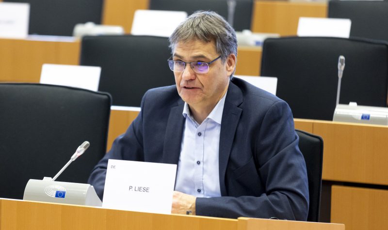 Des eurodéputés demandent à la Commission de présenter un « pacte de décarbonation de l’industrie »