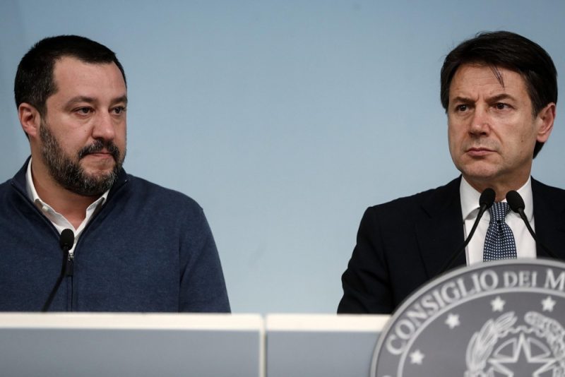 La Lega et le Mouvement 5 étoiles veulent cesser l'aide à l’Ukraine, contre Giorgia Meloni