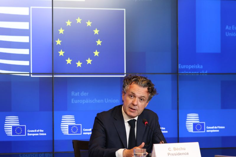 Consigne du plastique : élus locaux et États membres dos à dos