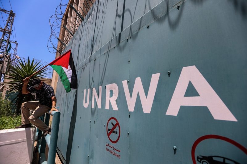 La France suspend temporairement son soutien financier à l'agence de l'ONU pour la Palestine