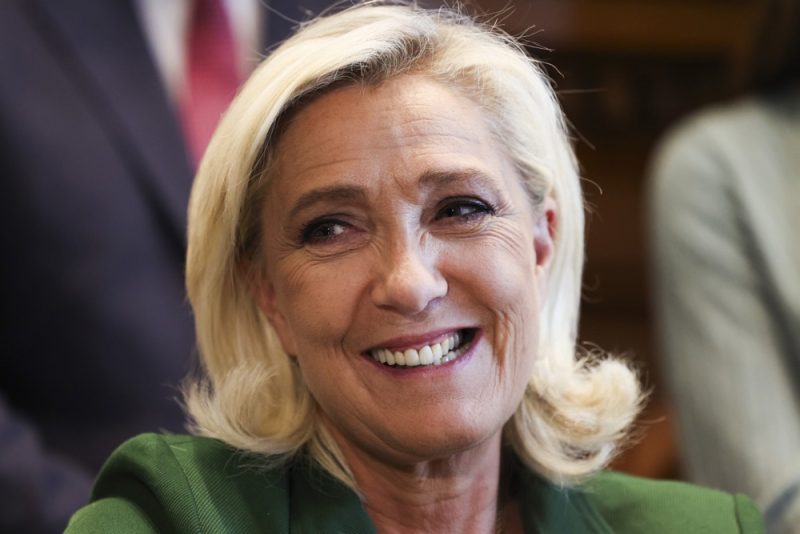 Marine Le Pen se plaint d’un usage abusif de son image en Belgique