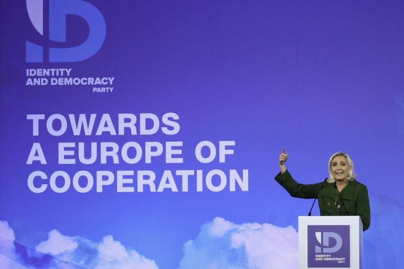 Européennes 2024 : l’unité du groupe parlementaire d’extrême droite Identité & Démocratie mise à rude épreuve