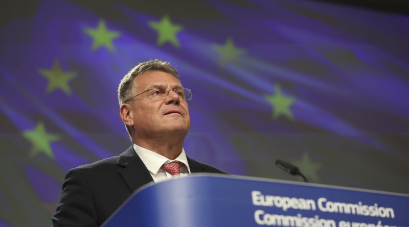 Le commissaire Maros Šefčovič veut concilier politiques industrielles et environnementales