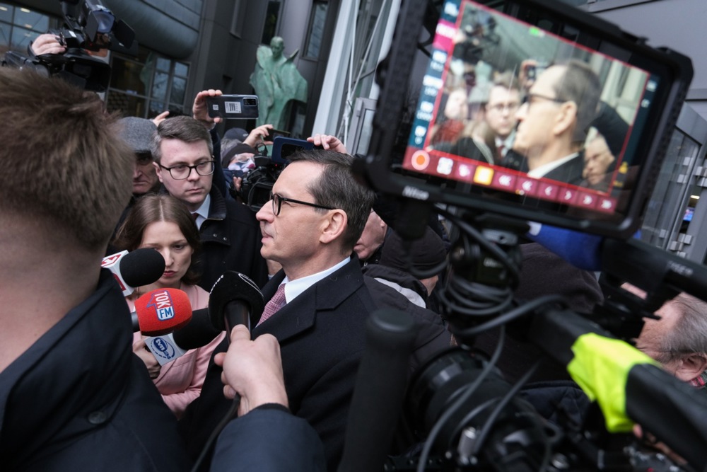 Law and Justice politicians at the headquarters of Polish Television
