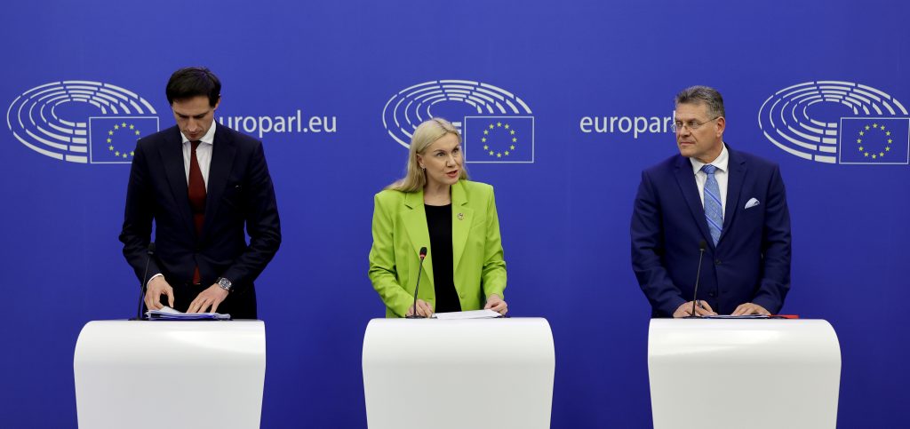 European Parliament press conference on 2040 recommended emissions reduction target