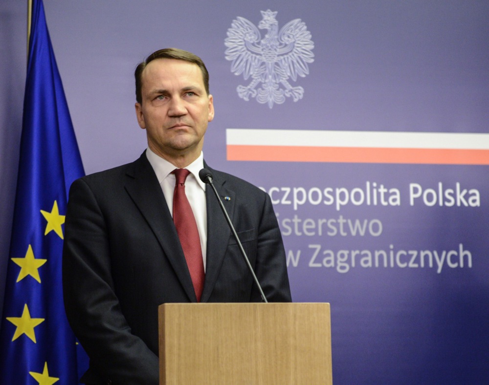 Polish FM Sikorski presser after visit to Kiev