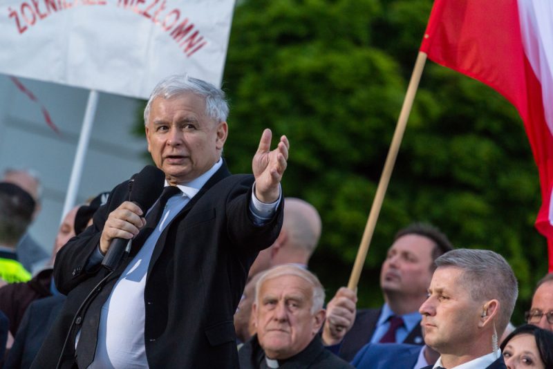 Pologne : l’opposition envisage de reprendre le pouvoir par des élections anticipées