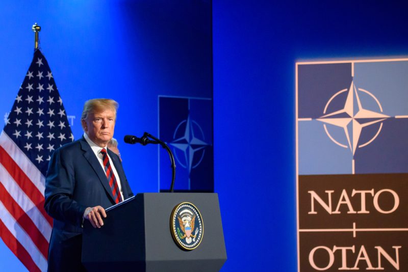 Les propos de Donald Trump sur l’OTAN sont probablement du « bluff », selon le ministre tchèque de l’UE