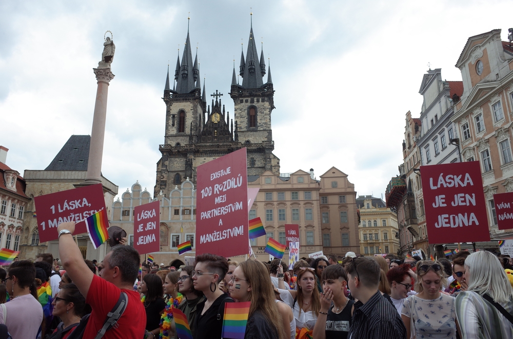 Prague,,Czech,Republic,-,August,13,2022:,People,Holding,Rainbow