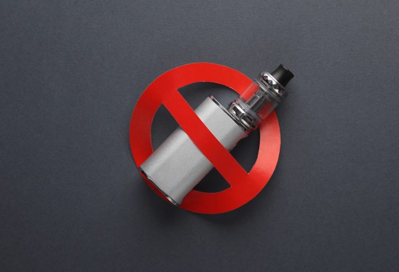 La Roumanie interdit les cigarettes électroniques pour les mineurs
