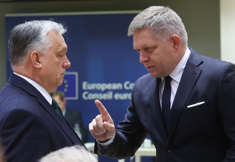Slovaquie : les rassemblements publics limités, un salaire à vie accordé à Robert Fico