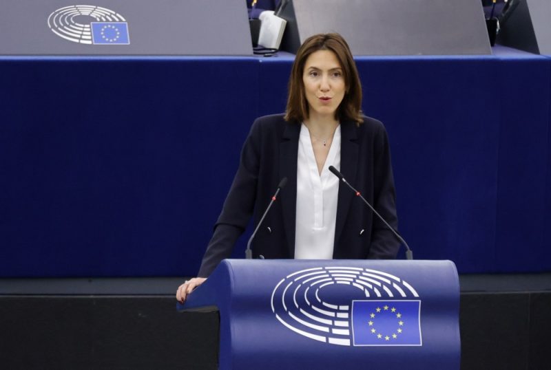 Européennes 2024 : Valérie Hayer désignée tête de liste des libéraux européens