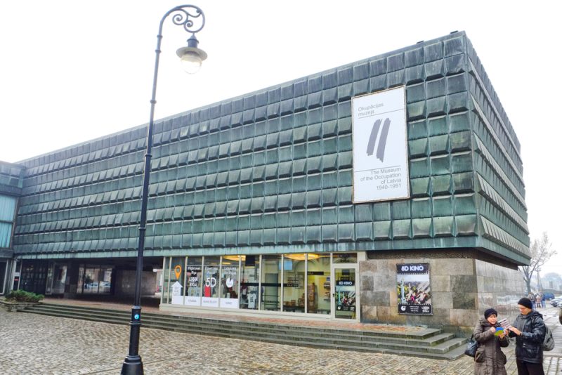 Lettonie : une attaque au cocktail Molotov dans un musée choque le pays