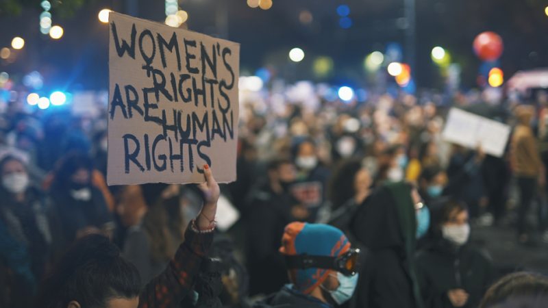 Participation des femmes à la vie politique : davantage d’efforts nécessaires dans l’UE