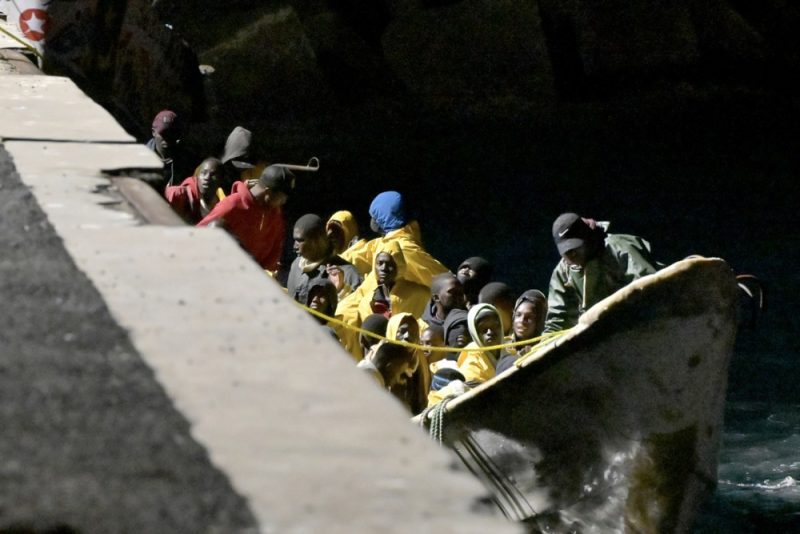 Le Pacte sur l’asile et la migration a été adopté « au détriment des droits humains », avertit Amnesty International