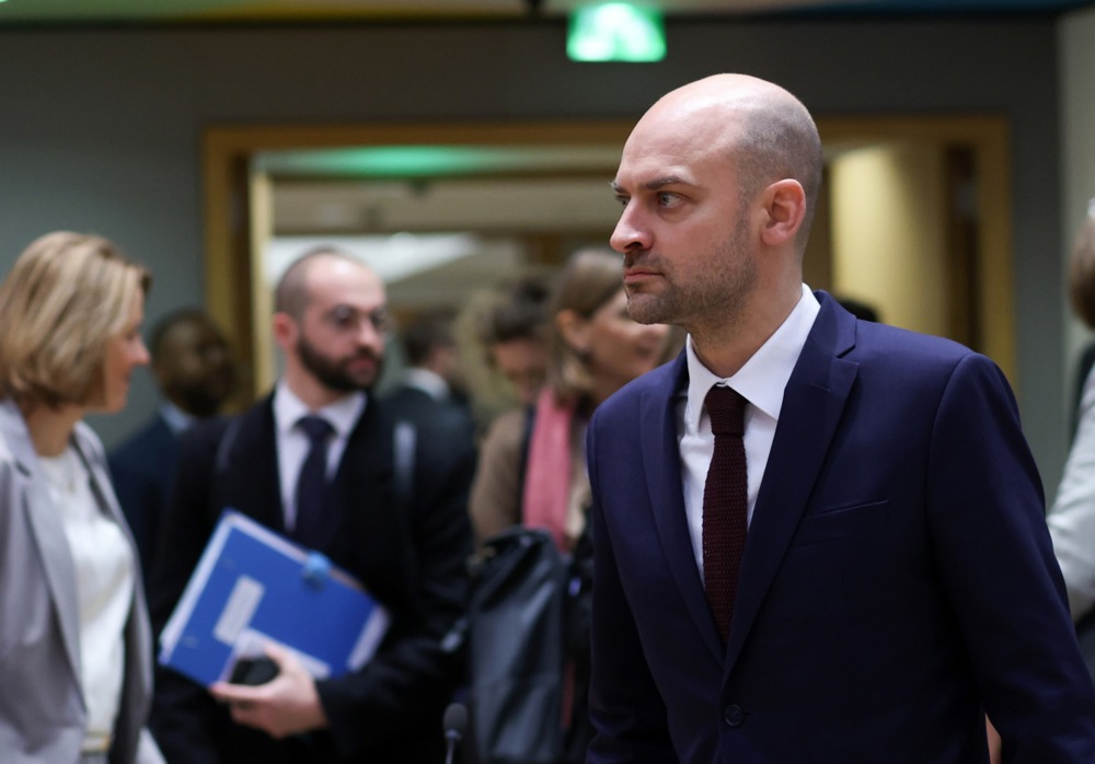 La France est « pilonnée par la propagande russe », affirme le ministre de l&rsquo;Europe Jean-Noël Barrot