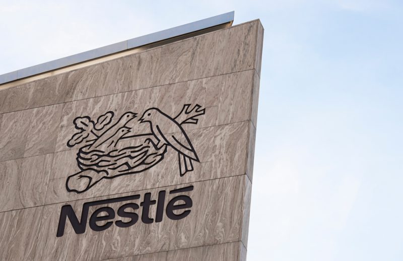 Nestlé réfute les accusations de double standard dans les aliments pour bébé