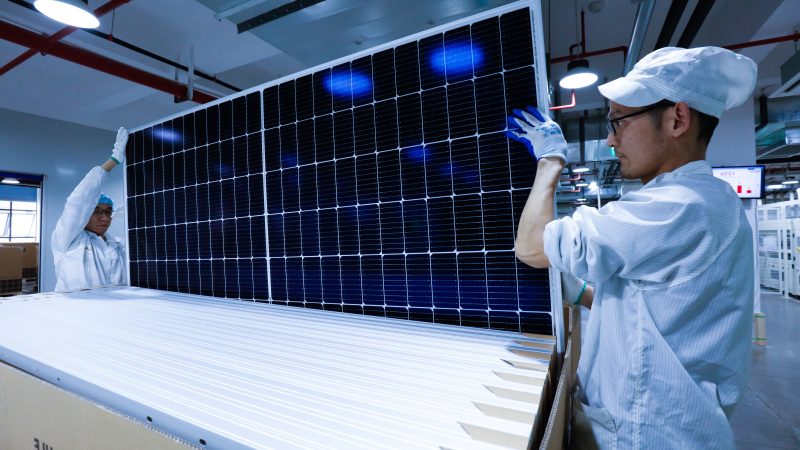 Énergie solaire : l'UE ouvre des enquêtes anti-subventions visant des groupes chinois