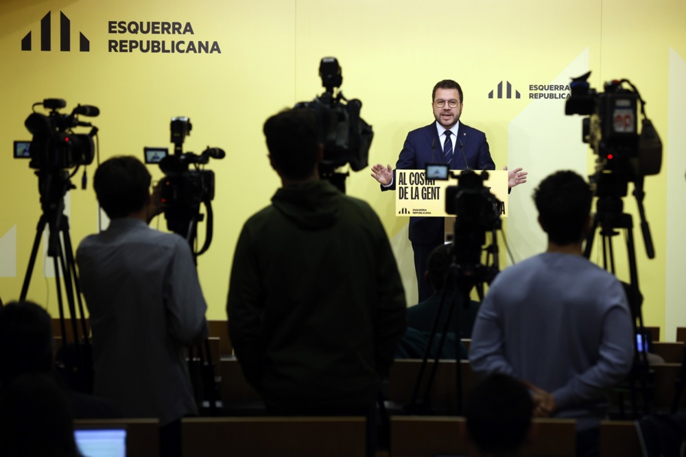 Catalan President Pere Aragones evaluates Spanish PM&rsquo;s decision not to resign