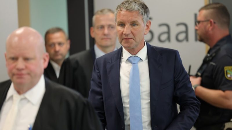 Allemagne : un haut responsable de l’AfD condamné pour avoir utilisé un slogan nazi