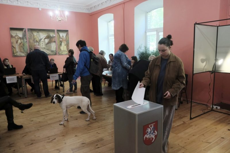 En Lituanie, le manque de participation aux élections européennes pourrait faire pencher la balance à droite