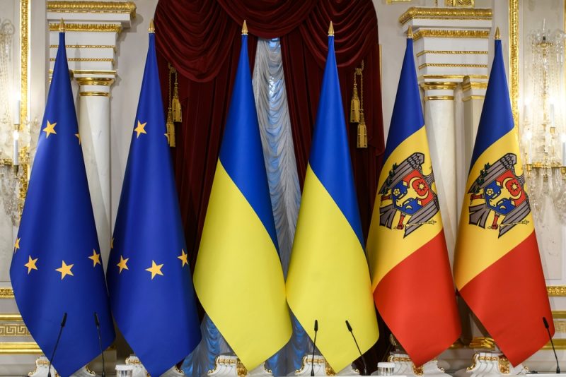 L’UE pourrait officiellement entamer les négociations d’adhésion avec l’Ukraine et la Moldavie en juin