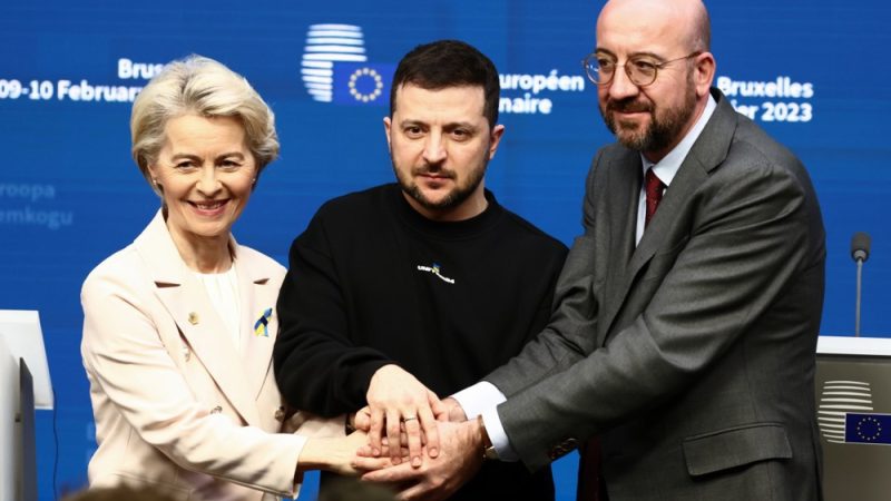 Ukraine : Volodymyr Zelensky dit préparer un plan pour une « paix juste »