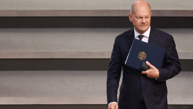 Olaf Scholz exhorte les dirigeants européens à approuver rapidement la nomination d’Ursula von der Leyen