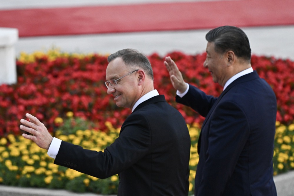 Chinese President Xi Jinping meets Poland&rsquo;s President Andrzej Duda in Beijing