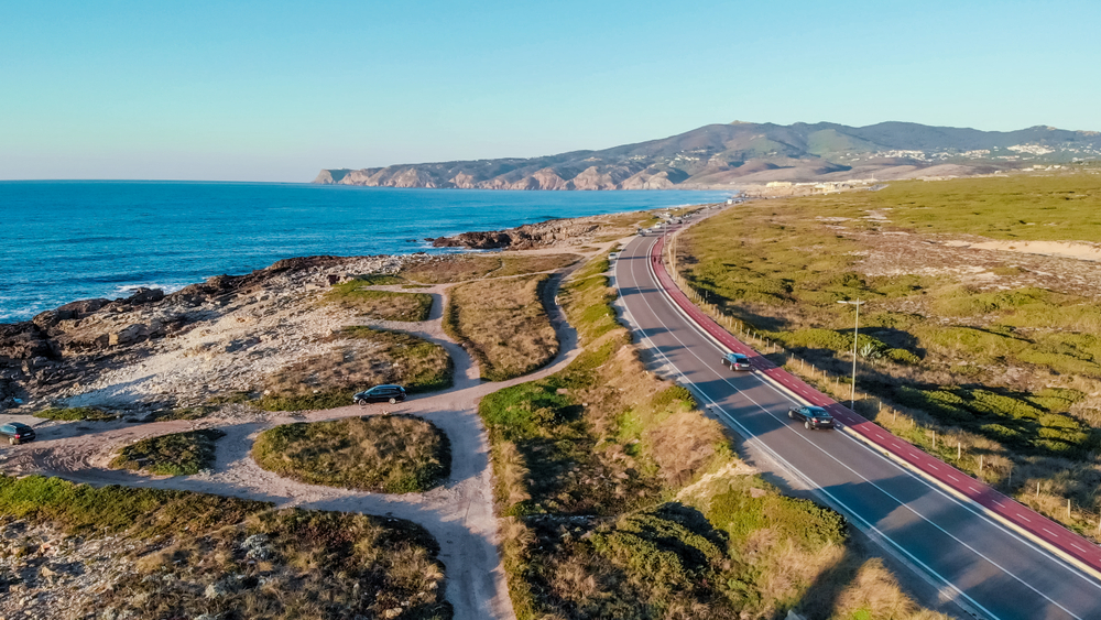 Sight,Of,The,Road,Of,The,Tow-car,In,Cascais,Portugal